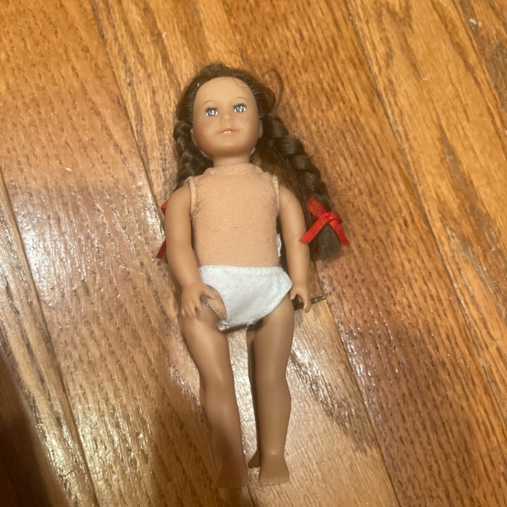 American Girl Molly 2013 Mini Doll No Glasses 6.5”